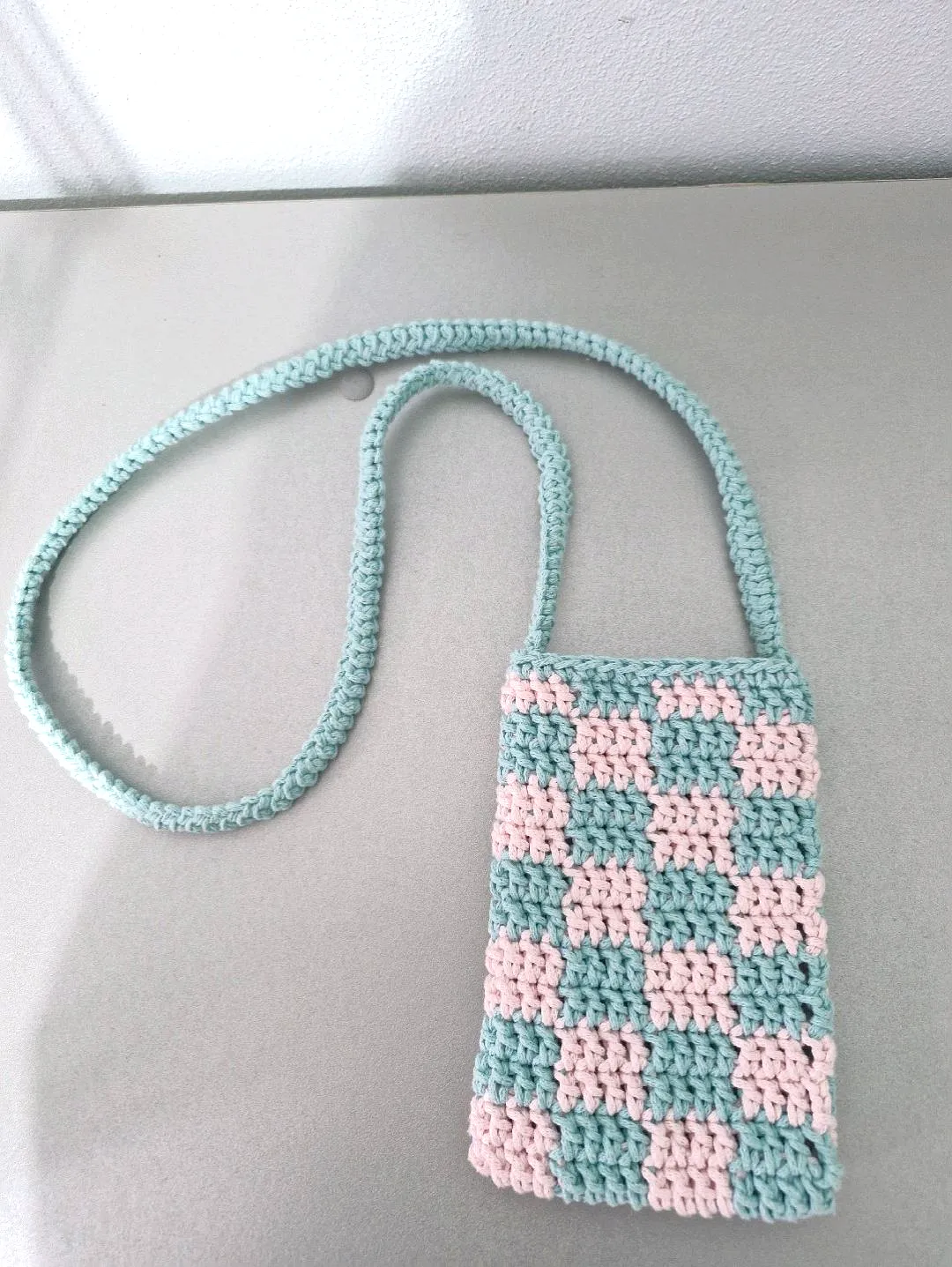 dama-telefon-cantasi-mavi