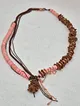 pembe-ud-agaci-deri-tasarim-kolye-pembe