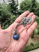 lapis-lazuli-celik-zincirli-dogal-tas-kolye