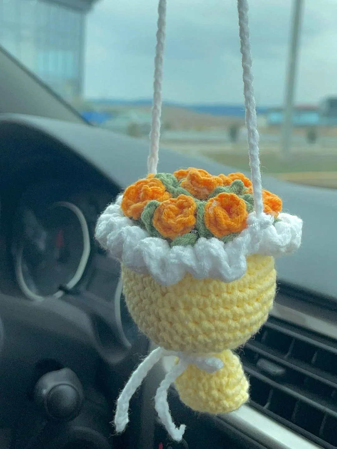 mini-buket-araba-aksesuari-sari