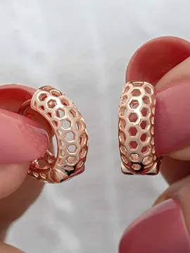 925 Ayar Gümüş Petek Desenli Halka Kadın Küpe Pembe