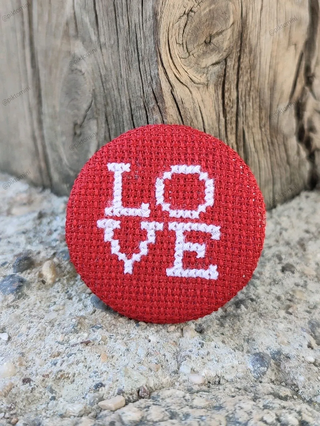 love-rozet-kirmizi