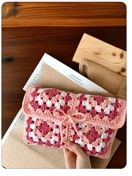 Örgü Kitap Ve Tablet Çantası Çok Renkli