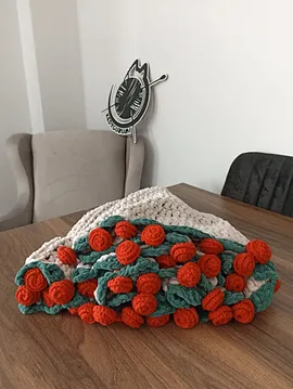 El Yapımı Kırmızı Gül Kadife Buket Battaniye Kırmızı