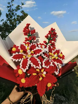 Şönil Zambak Papatya Buketi  Kırmızı