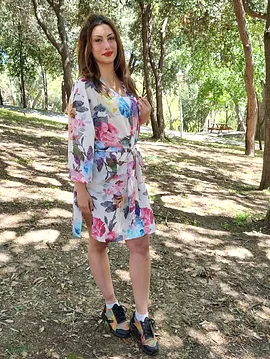 Gül Desenli Şık Kimono Krem Rengi
