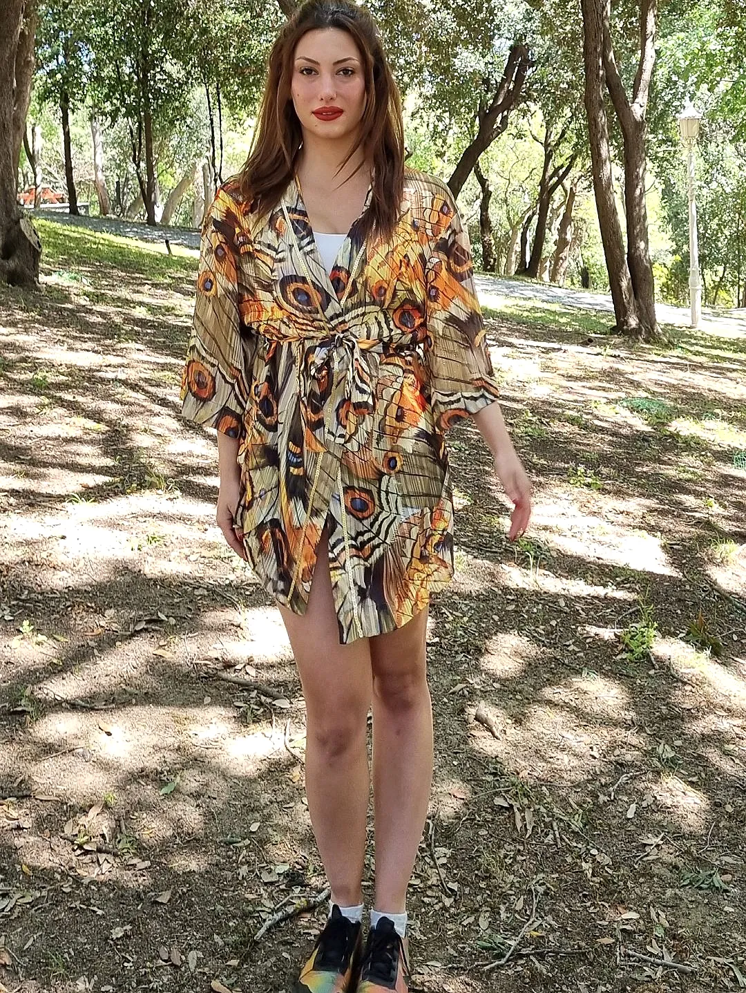 kelebek-desenli-kimono-cok-renkli