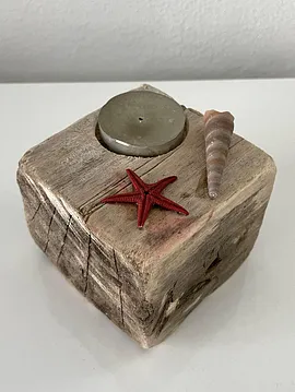 Urania Ve Thalia Mumluk Kırmızımsı Kahverengi