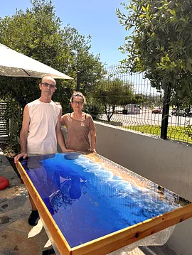 Deniz Dalgalı Epoksi Masa Mavi