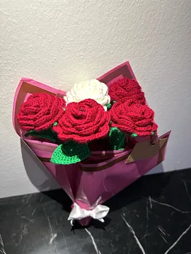 Solmayan Gül Buketi Kırmızı