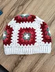 motif-bere-kirmizi-beyaz