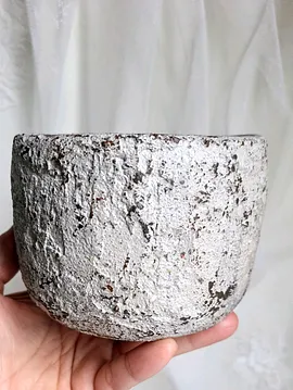 Otantik Saksı  Kahverengimsi Gri