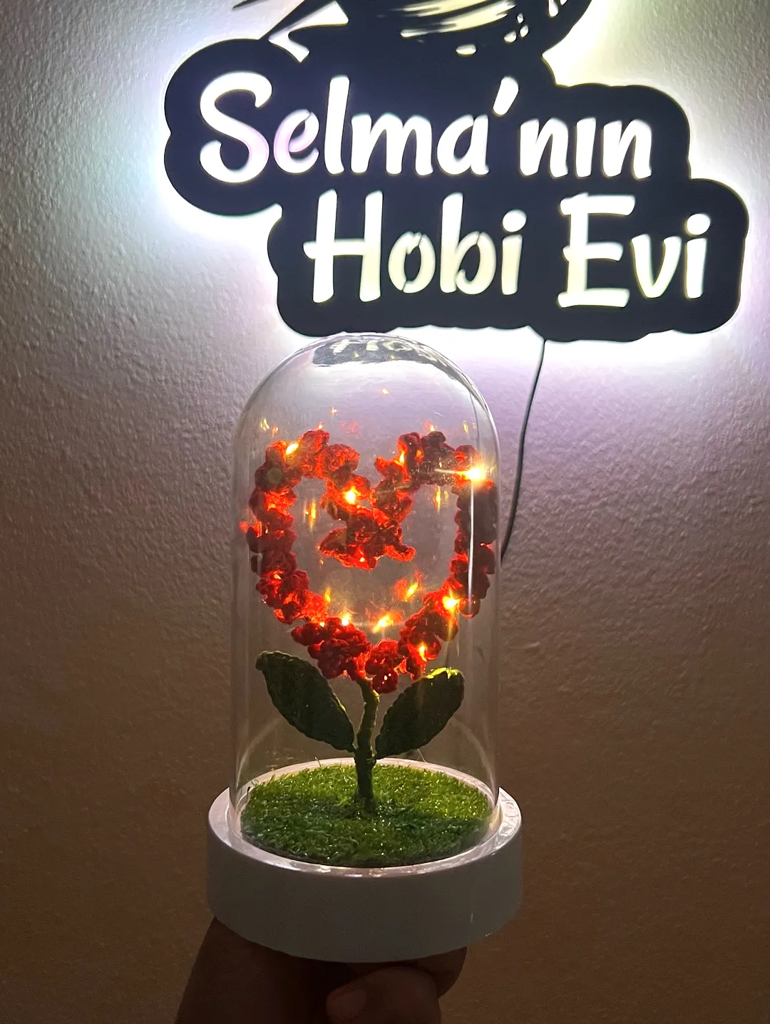Kırmızı