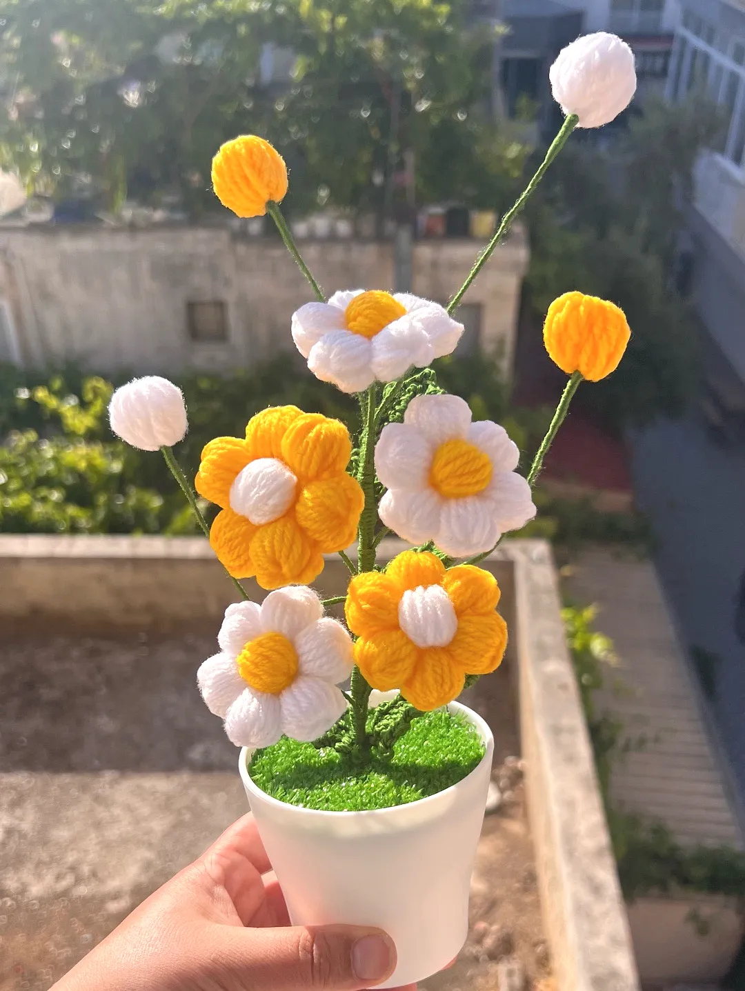 saksida-puf-papatya-beyaz