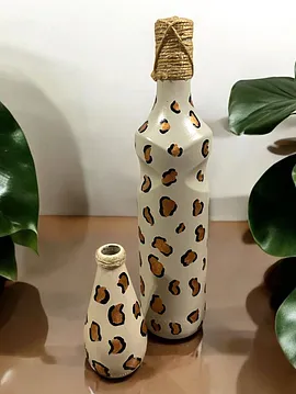 Leopar Desenli İkili Dekoratif Şişe Seti Krem Rengi