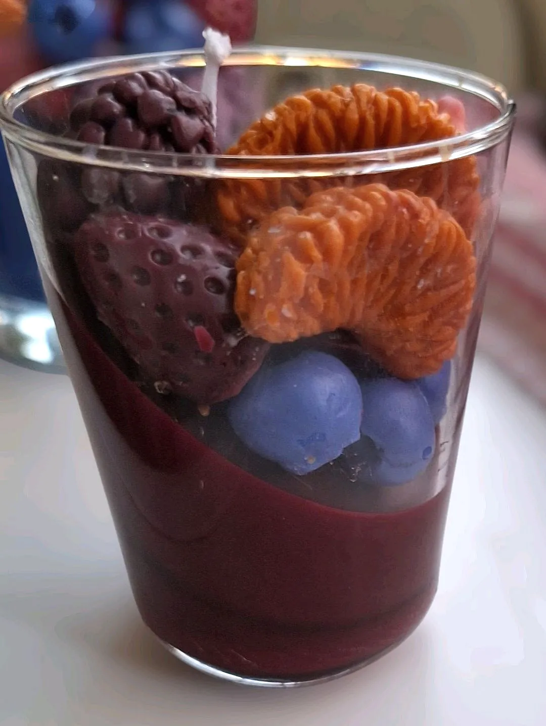 orman-meyveleri-bardak-mum-orta-boy-cok-renkli