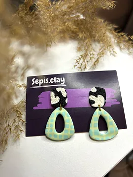 Renkli Küpe Açık Yeşil Sarı