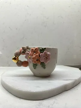 Somon Çiçekli Mug Beyaz