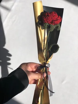 Tekli Koyu Kırmızı Gül Kırmızı
