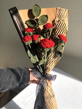 Mini Güller Buketi Koyu Kırmızı Kırmızı