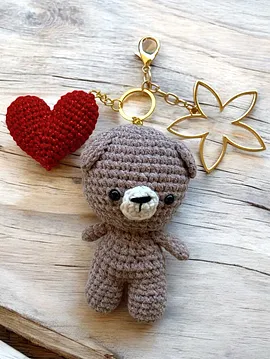 Amigurumi Ayıcık& Kalp Anahtarlık Çiçek Charmlı Çanta Süsü Çok Renkli