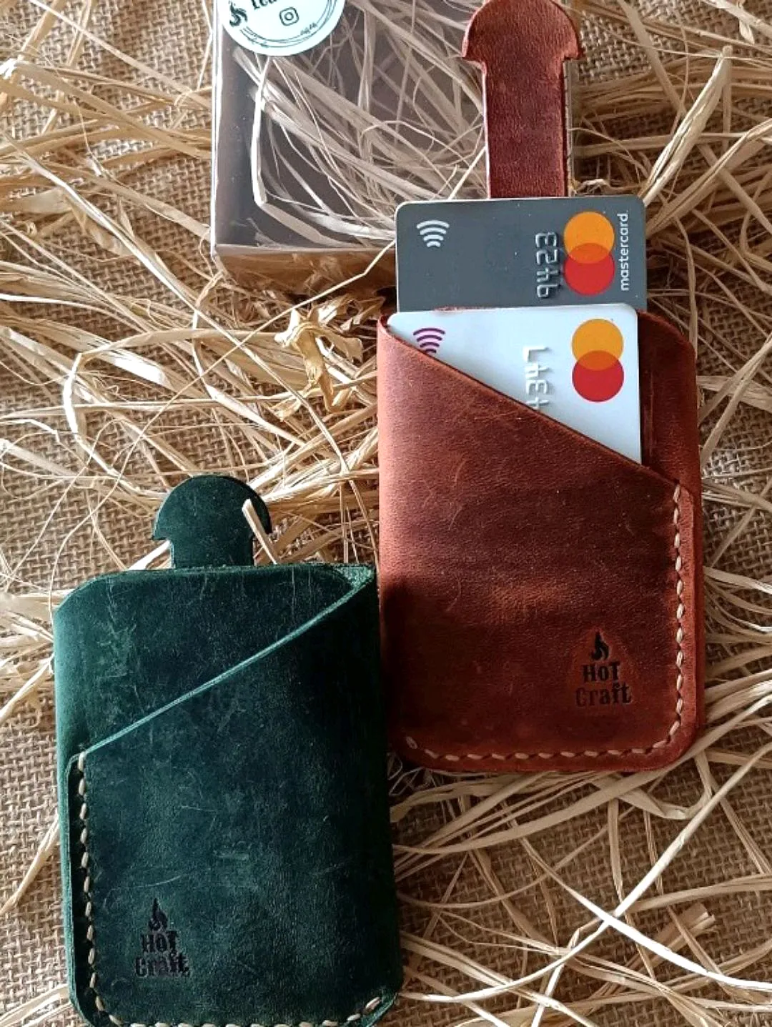 Koyu pastel yeşil