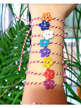 8 Li Çiçekli Martenicka Bahar Baba Marta Bileklik Seti Çok Renkli