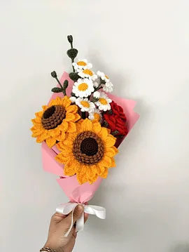 Karışık Ayçiçeği Örgü Çiçek Buketi
