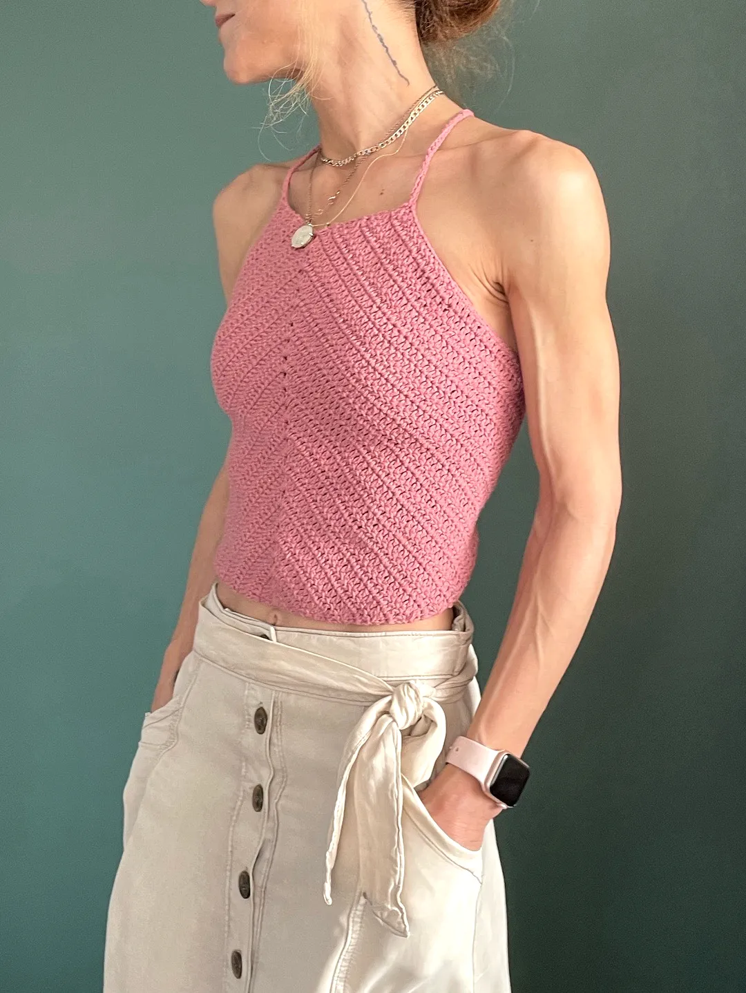 hela-halter-yaka-crop-pembe