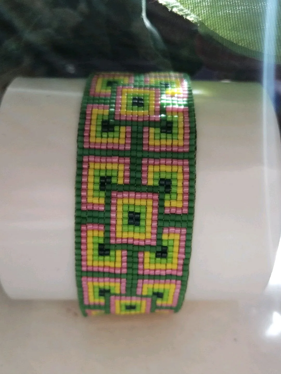 pembe-yesil-sari-renklerde-miyuki-bileklik-cok-renkli