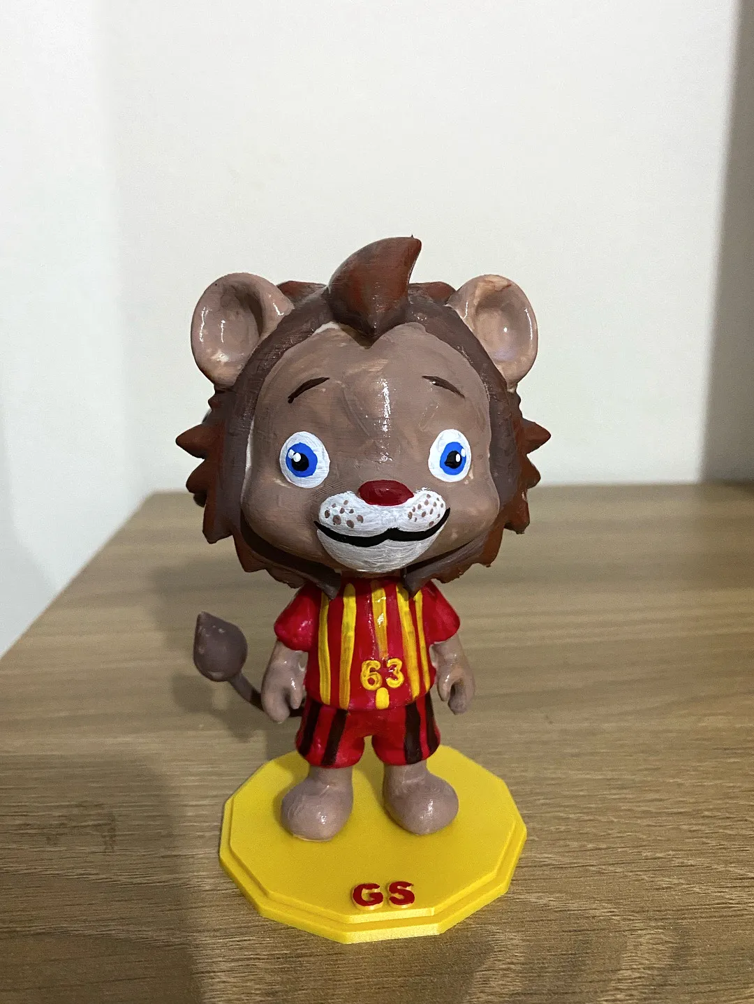 galatasaray-maskotu-aslan-figuru