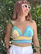 crop-bluz-baglamali-el-orgusu-cok-renkli