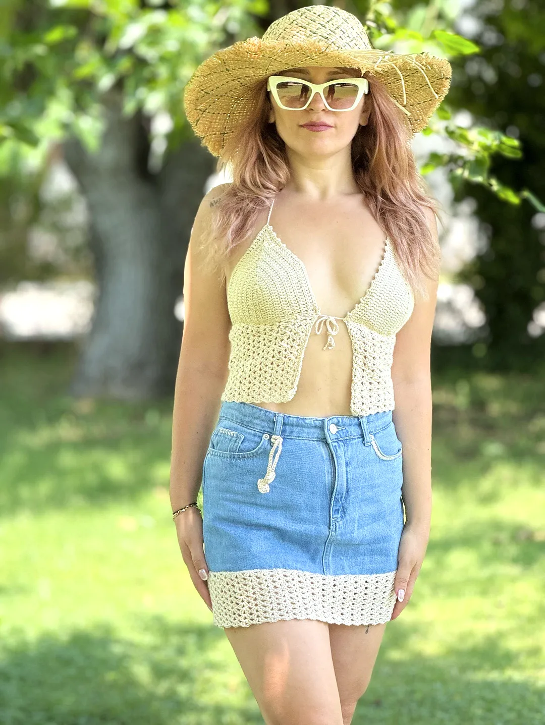 crop-bluz-baglamali-el-orgusu-krem-rengi