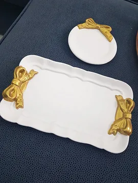Kurdelalı Sunum Tabak Takımı  Beyaz
