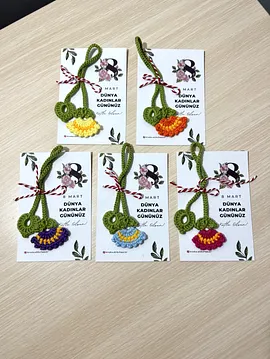 Kadınlar Günü Hediyesi Çok Renkli