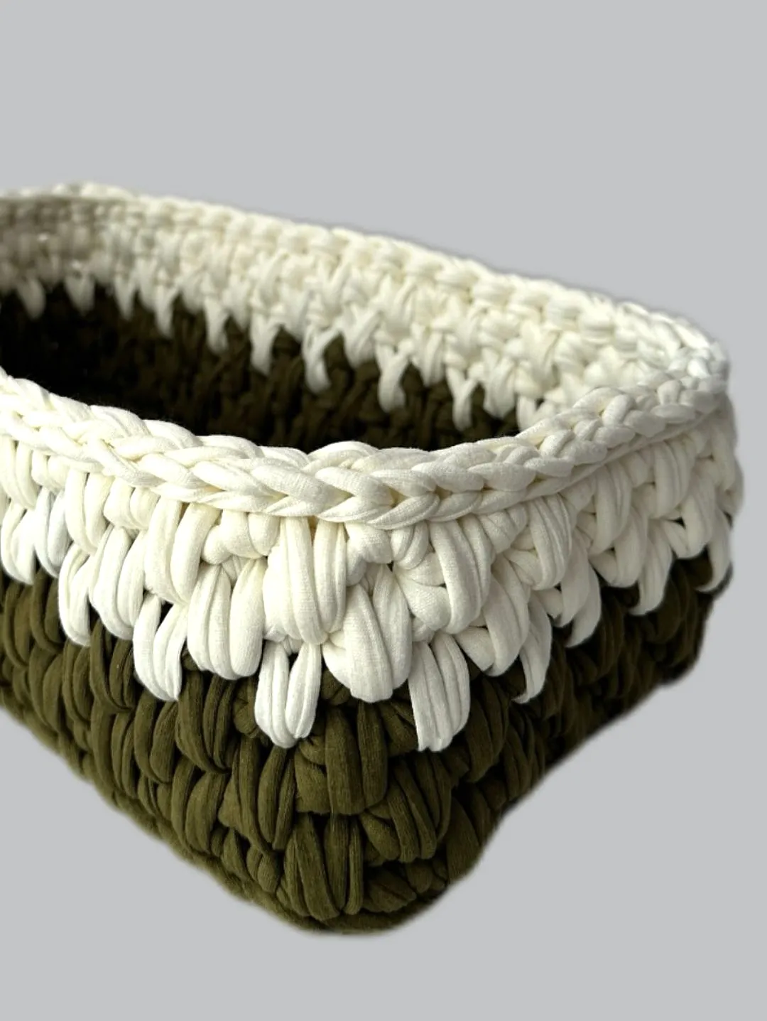 byehandmade-el-yapimi-yesil-beyaz-organizer-sepet-yesil