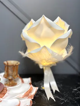 Cam Kadeh Tabanlı Eva Çiçek Dekoratif Lamba Led Aydınlatmalı Beyaz