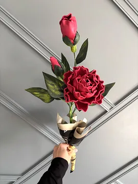 Tomurcuklu Eva Şakayık Buketi Kırmızı