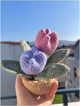 Lale Saksı El Örgüsü Lila
