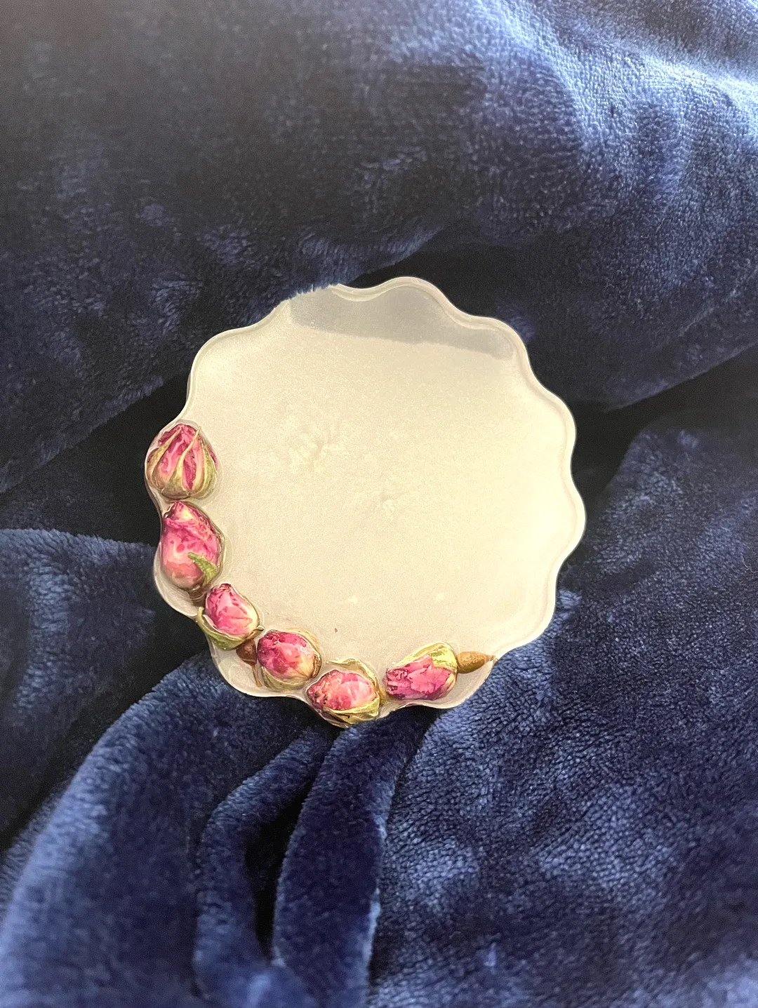gullu-simli-bardak-altligi-epoksi-pembe