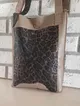 kum-rengi-ve-metalik-leopar-hakiki-deri-tote