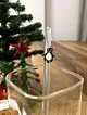 yilbasi-konseptli-penguenli-cam-pipet-cok-renkli