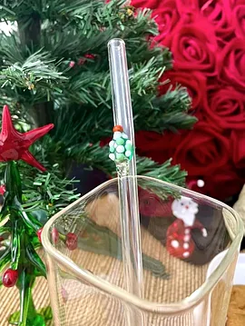 Yılbaşı Konsepti Cam Pipet