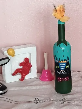 3 Kedili Dekoratif Vazo-şişe 4 Çok Renkli