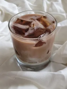 Ice Coffee  Kahve Tutkunlarına Özel Ferahlatıcı Dokun Kahverengi