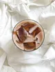 ice-coffee-kahve-tutkunlarina-ozel-ferahlatici-dokun-kahverengi