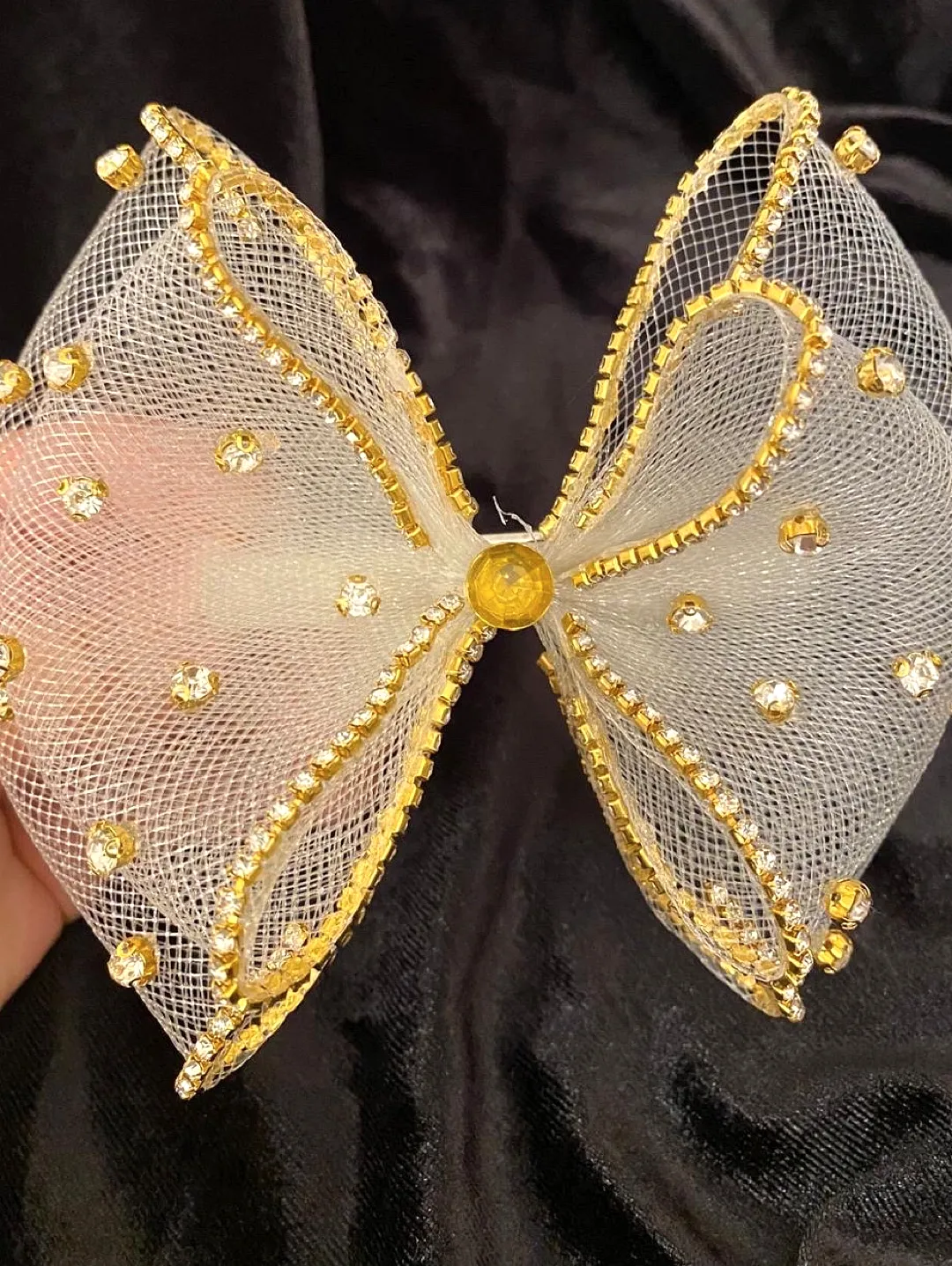 gold-angel-altin-serit-ve-tas-isleme-beyaz-tul-fiyonk-toka---aksesuar