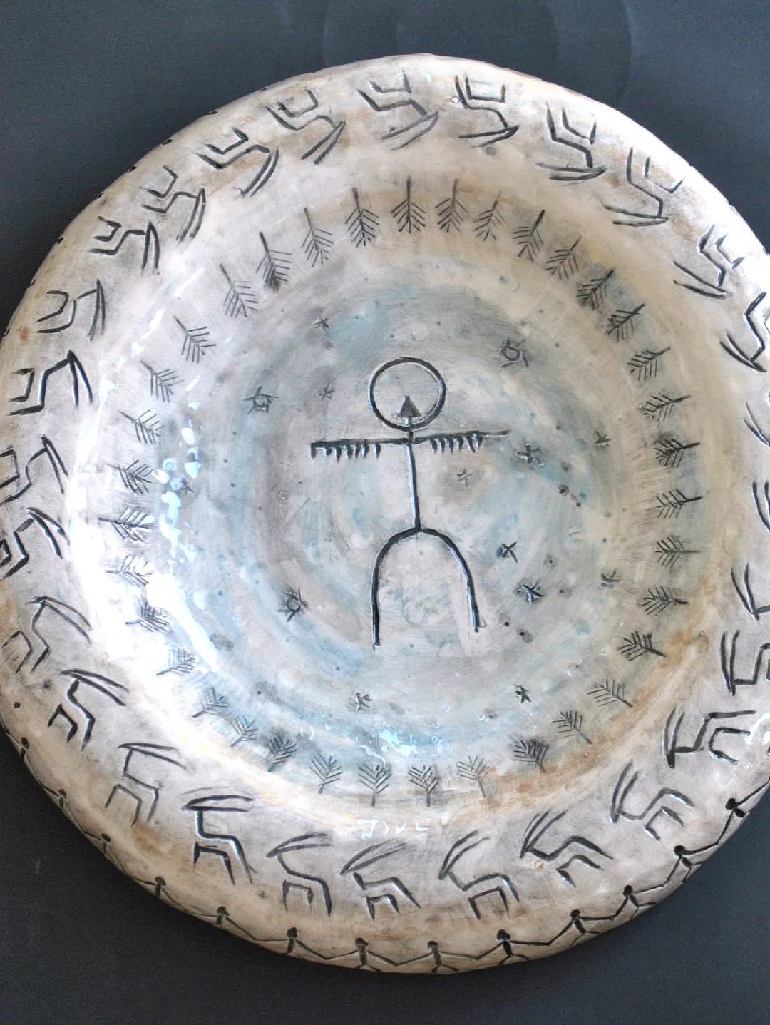 saman-davulu-duvar-panosu-bej