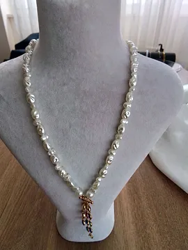 İncinin Farklı Tarzı  Beyaz