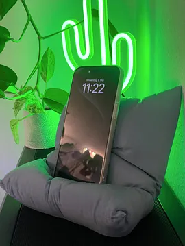 Pofuduk Yastık Standı Yeşil